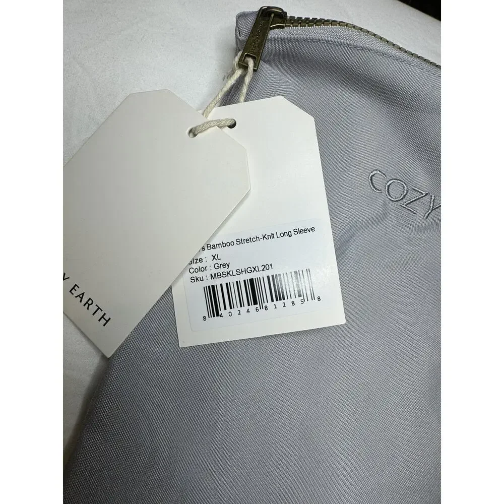 NWT Cozy Earth Gray Or Cream Colored Zippered Protective Dust Bags